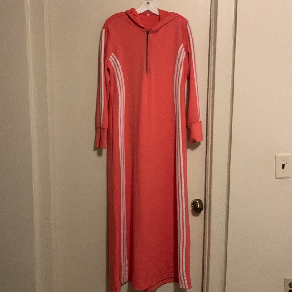 I want to say I don’t is the sizes is medium or large